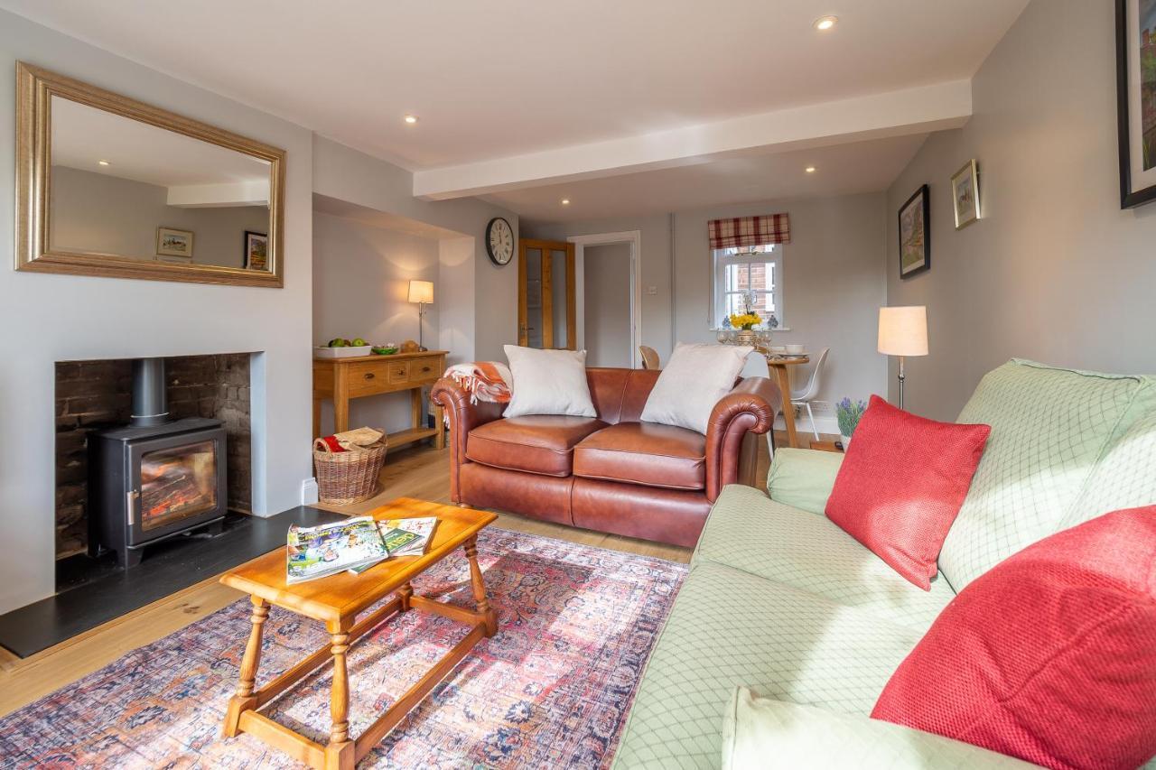 Adorable Cottage With A Log Burner In Heavenly Village - Constable Lodge Nayland Eksteriør bilde