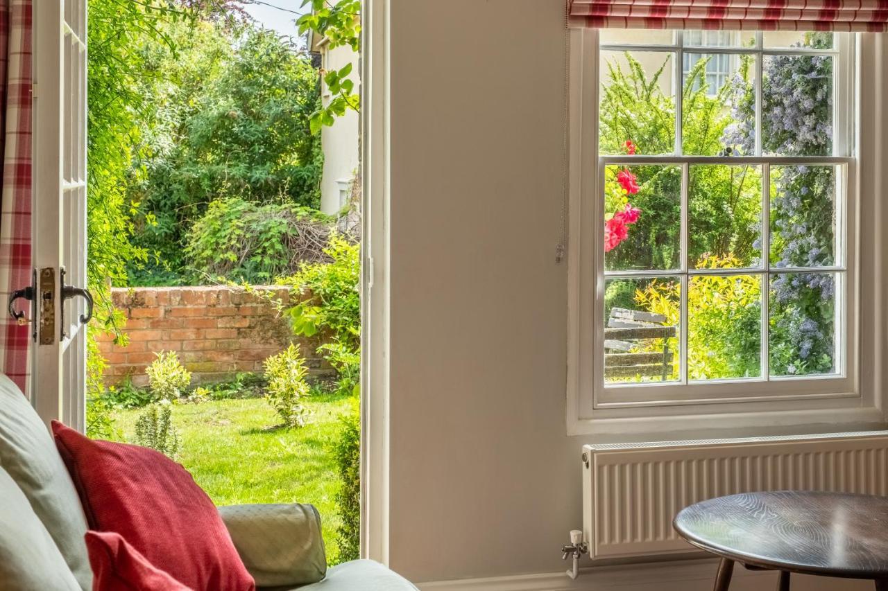 Adorable Cottage With A Log Burner In Heavenly Village - Constable Lodge Nayland Eksteriør bilde